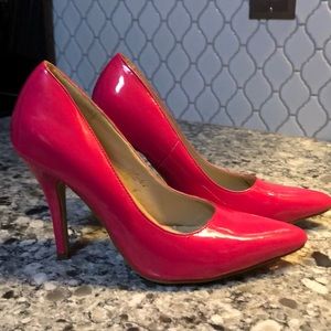 Yoki Cathy pink pumps
